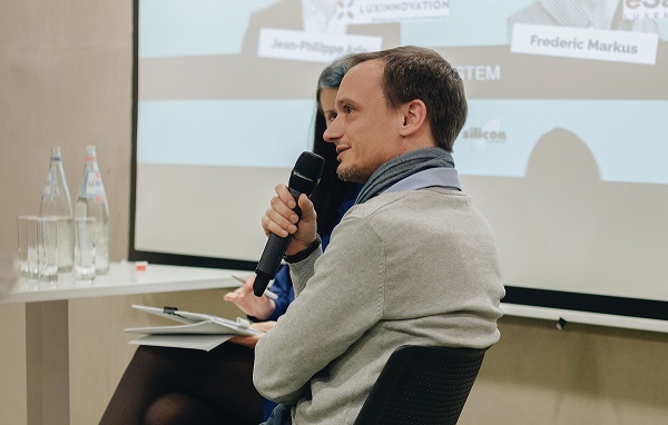 Participation in an event on digital transformation